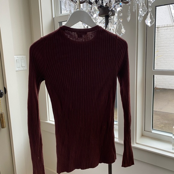 Vince Knit tight fit sweater - Picture 2 of 2